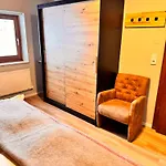 Apartamento Gaestehaus Johannes Niedernsill
